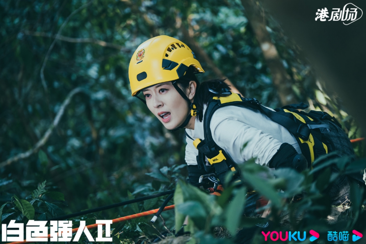 最生气的是苏怡知道自己怀孕了还要奋不顾身地去抢救人