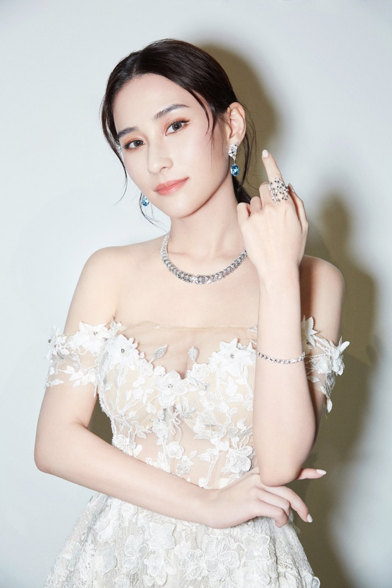“赌王千金”何超莲