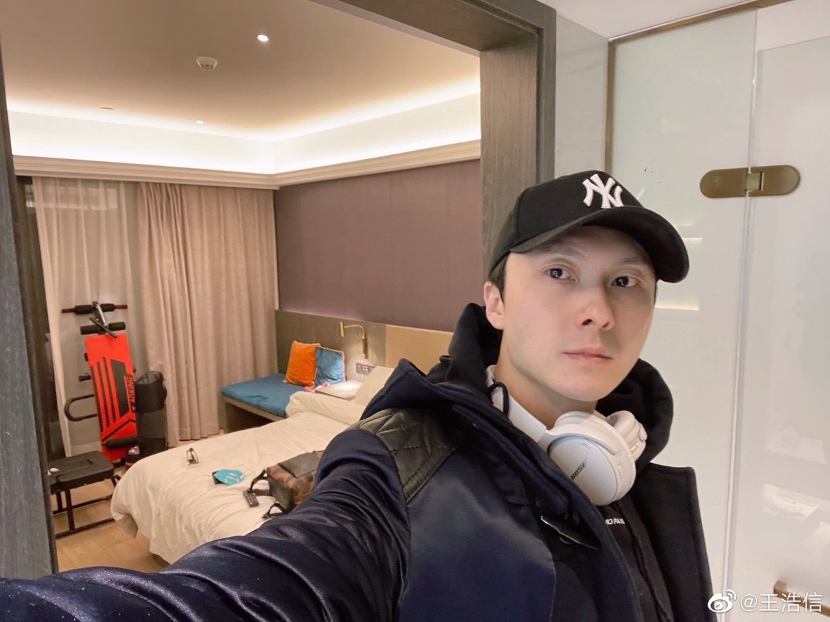 婚变的传闻早就在一场记者会不攻自破