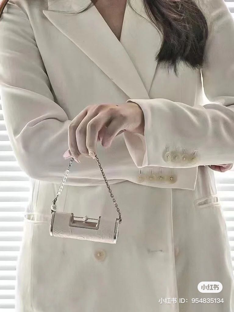 高级优雅珍珠设计