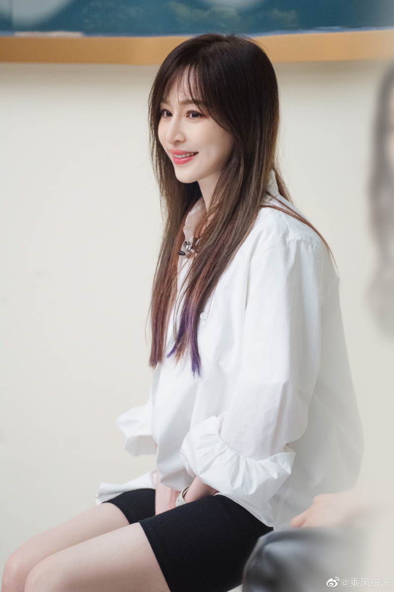 而早前网上也流传了一份《浪姐3》的最终成团名单,其中拿下C位的就是“人气王”王心凌