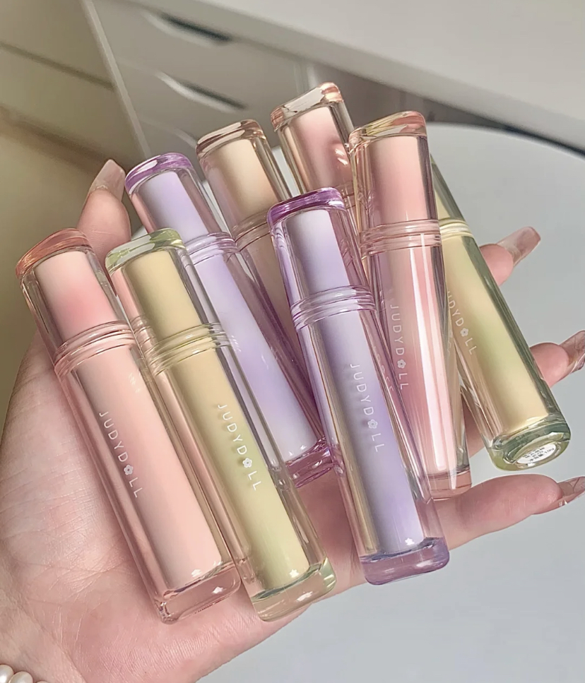 夏日感满满的马卡龙色系唇釉,外表就俘获了不少少女心~