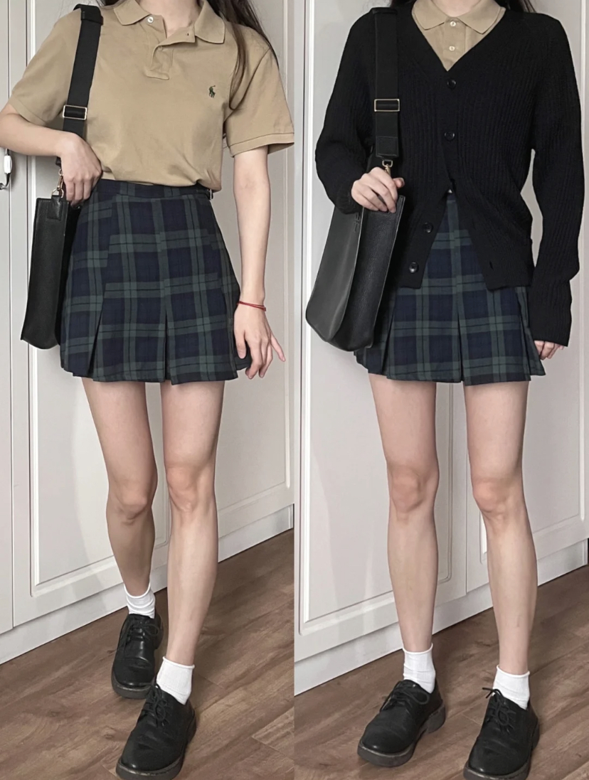 另外可以再搭配上百褶裙让少女感UP!