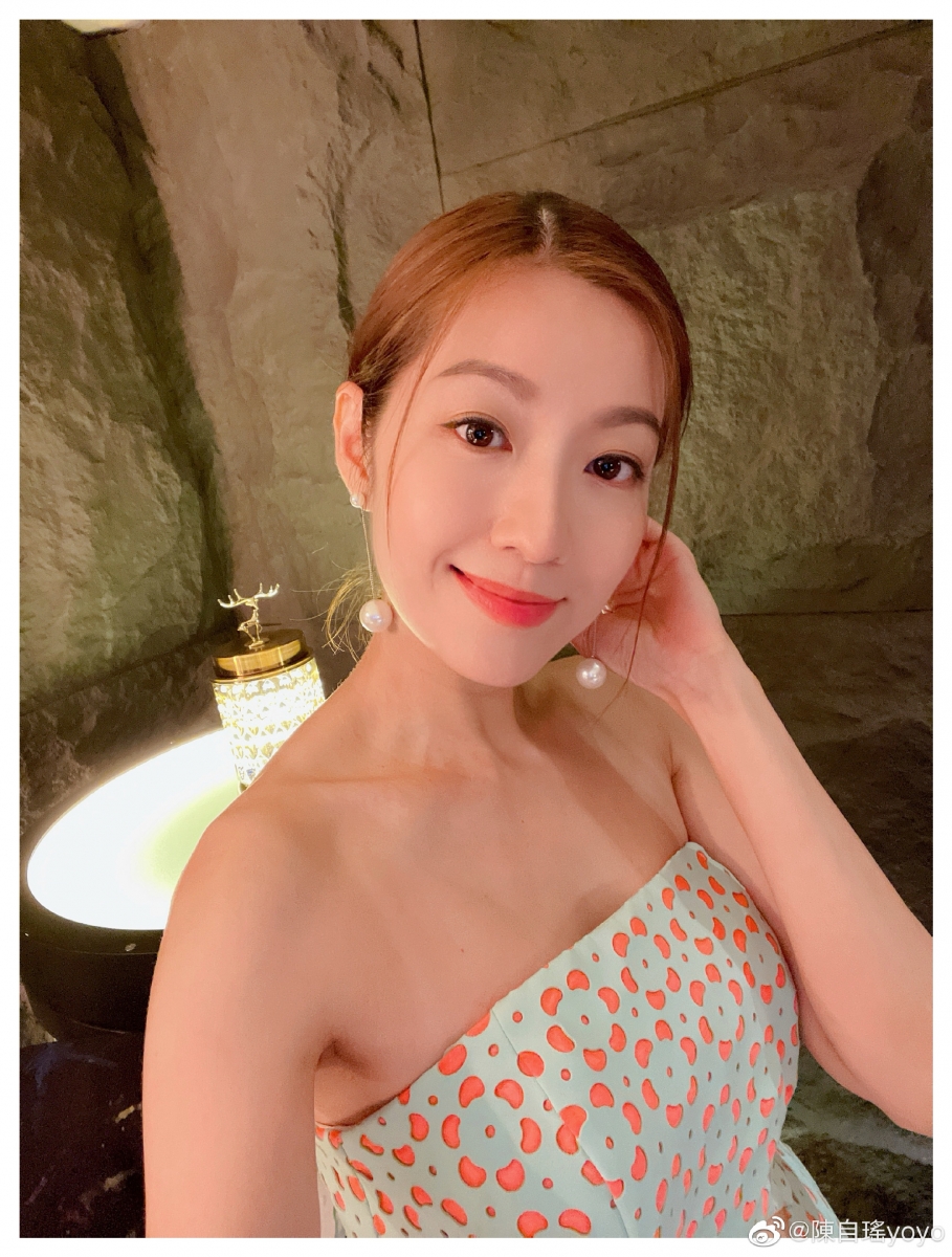 拿自己的婚姻作为事业飞跃的谈判筹码