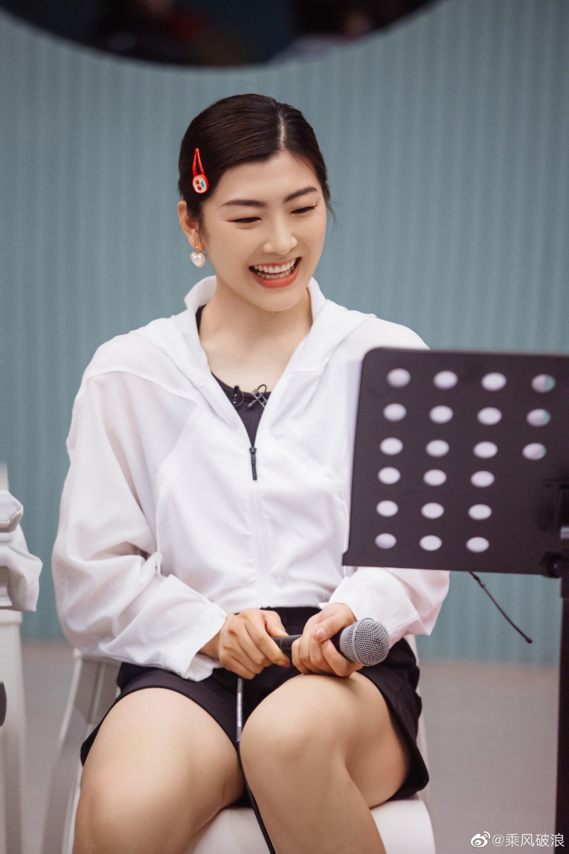 突然接到重要的工作安排才逼不得已要离开