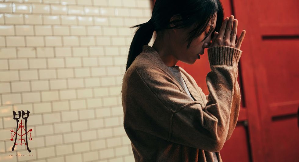 《咒》上线后即可引起网友的热烈议论,更被誉为“最恐怖的鬼片”!