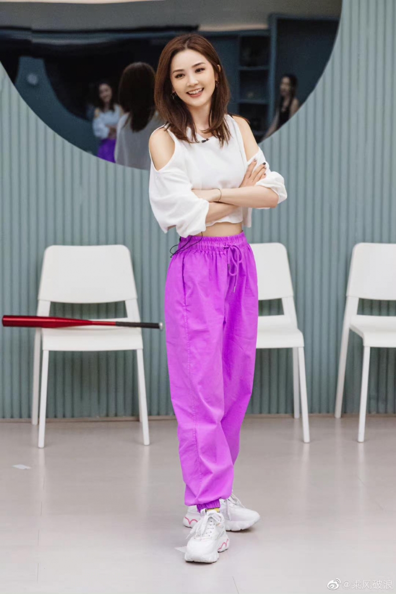 阿Sa 可爱傻乎乎的性格深受大家的喜爱