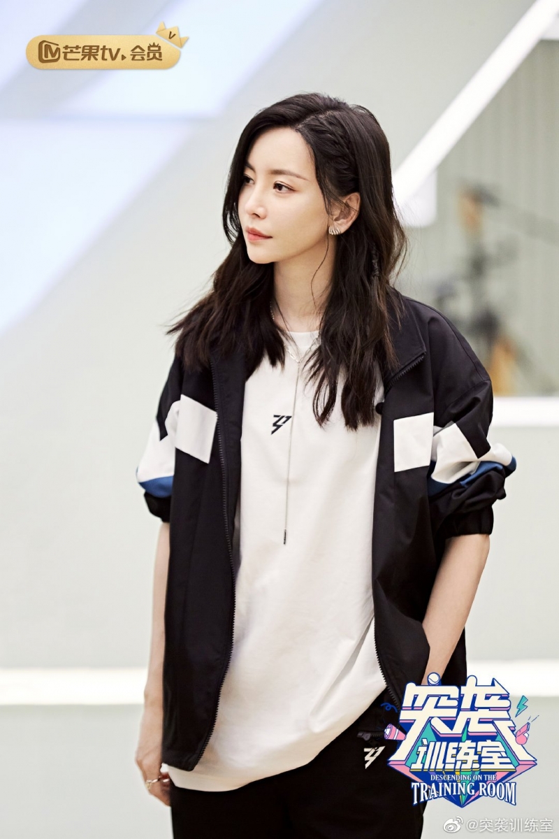 「虽然我们遇到了很多很多挫败，就像人生当中你会遇到很多低迷的时候一样，但是就是我们这股劲永远都在！」