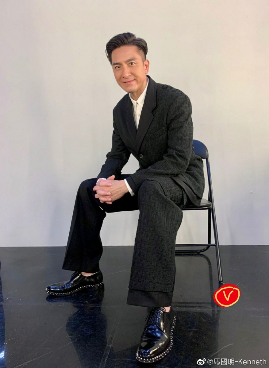 网友觉得他孝顺得离谱
