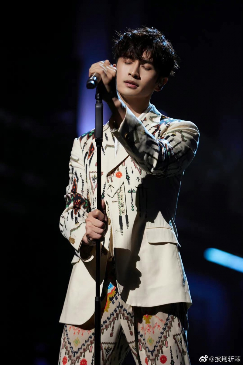 张云龙说自己当年在面试苏有朋导演的《左耳》男三时，苏有朋说让他演男三太屈才了，就把他刷掉了