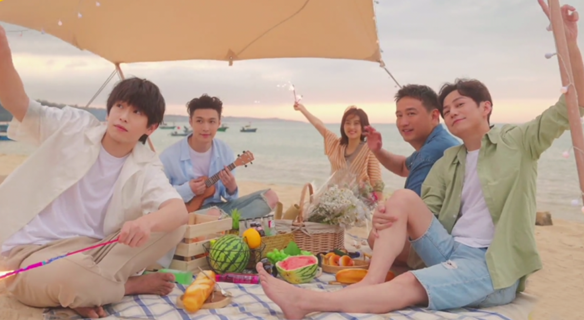 其实这也并⾮《向往6》⾸度传出负⾯新闻，节⽬组对此备感⽆奈