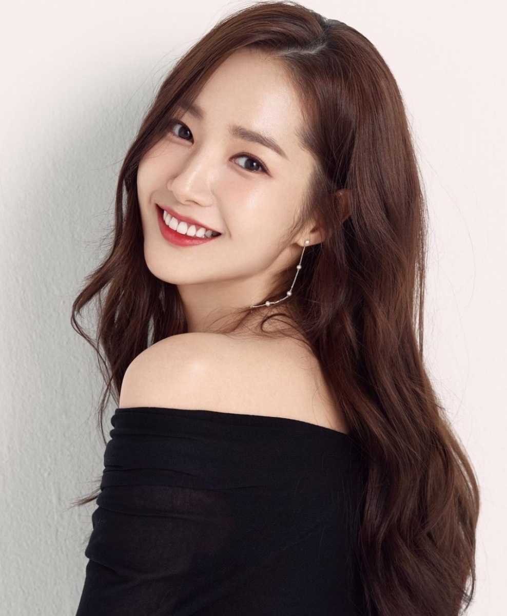 朴敏英大方「承认整型」态度也让网友对她的好感大增