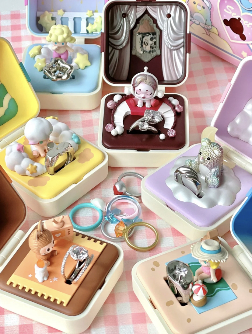 收集不同款式还可以当成饰品收纳盒～