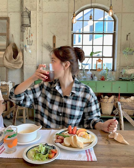 女生一定要养成的10个小习惯:避开油腻食物,维持清淡饮食