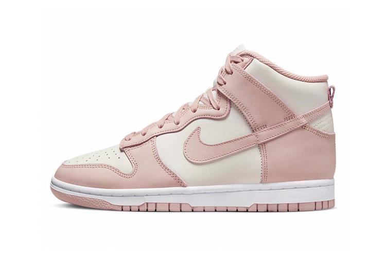 NIKE DUNK 潮鞋系列每次的款式都会注入丰富多元的色彩,让视觉看起来更加引人注目