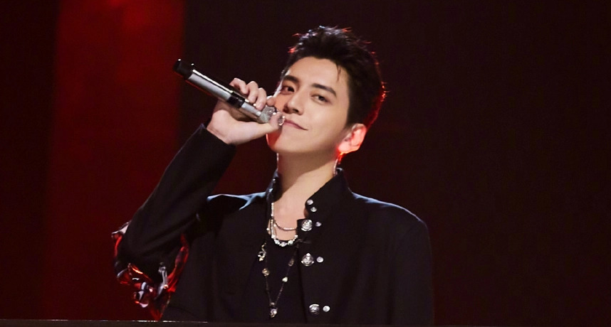 另外,也有网友认为王大陆才是应该被淘汰的?!