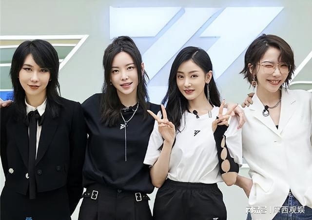 尤其是张天爱被分到了《乐队的海边》也让人难以理解。