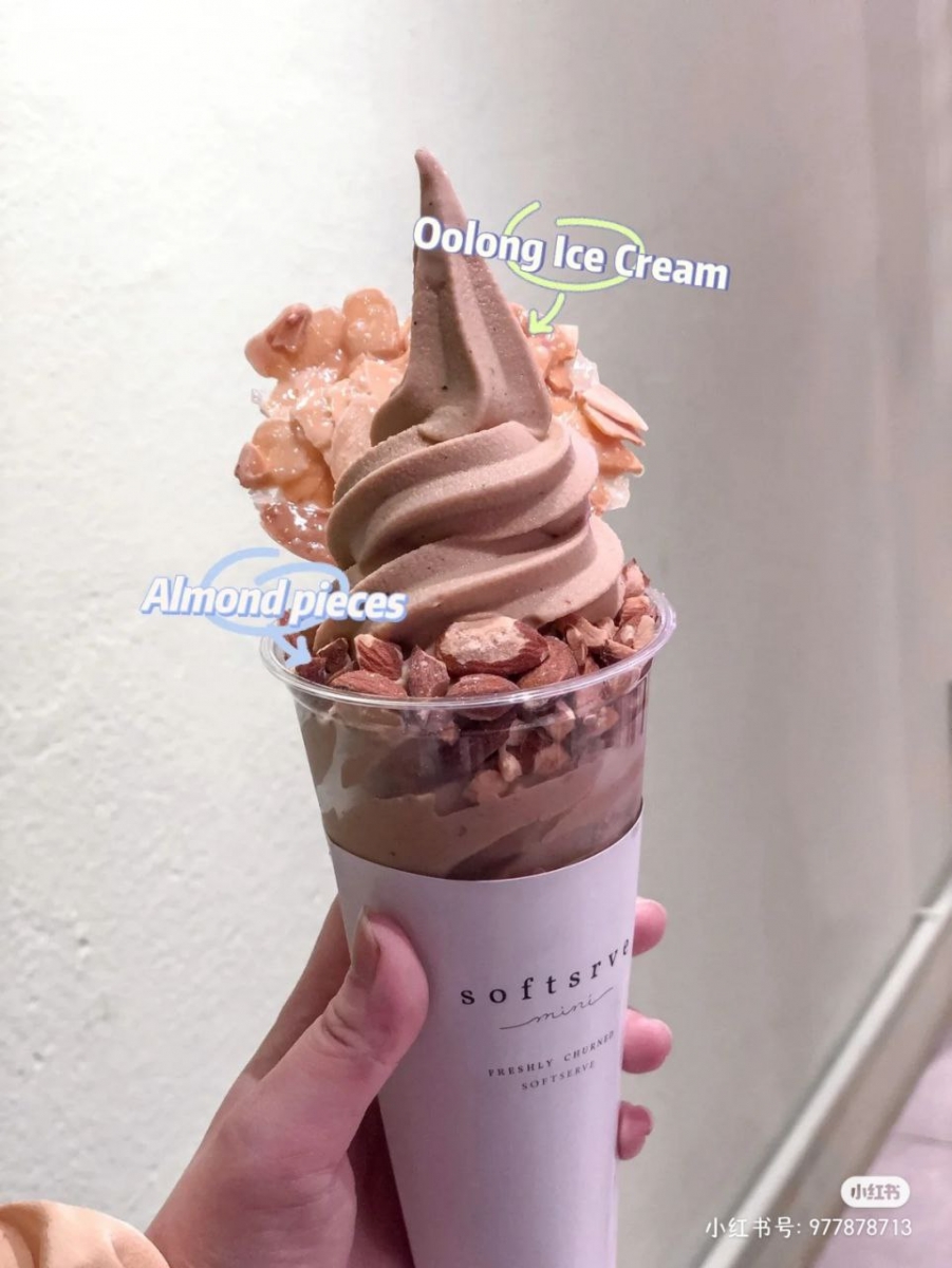 手工制作的冰淇淋是他们家的招牌