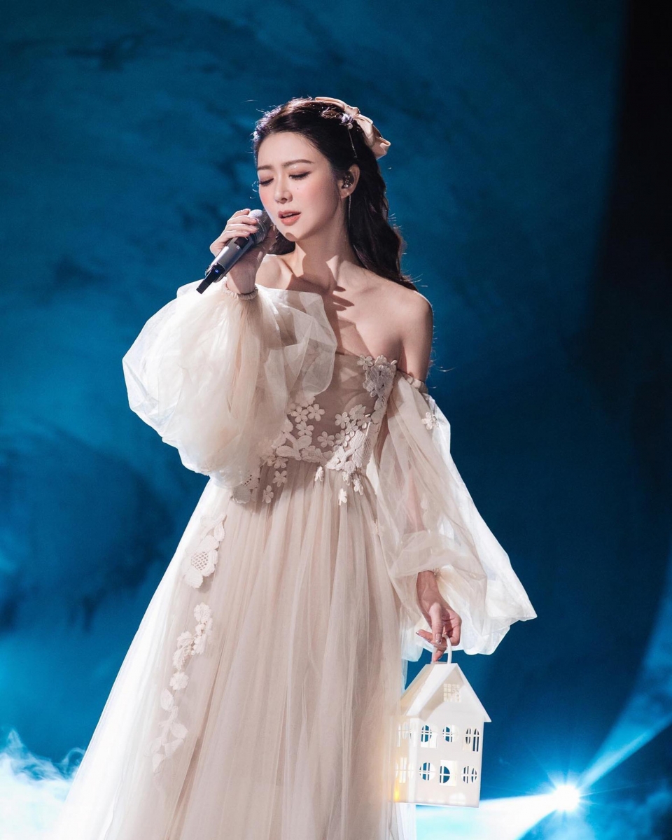 在节目中薛凯琪大谈自己的感情生活