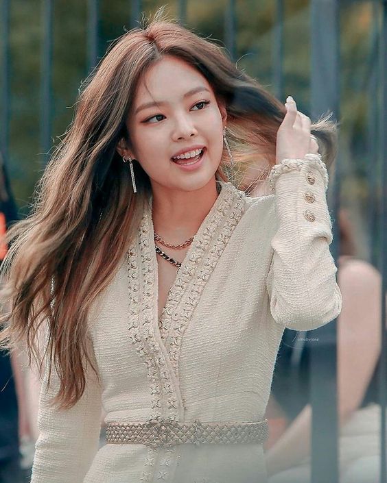 精心打扮自己,让自己更有自信