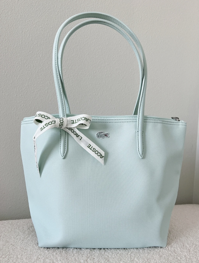 浅薄荷绿色也是人气超高的热门款！