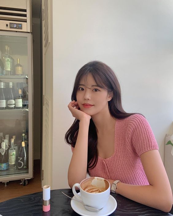 反套话技巧:2、隐私打探类问题:通过反问,把问题抛回去