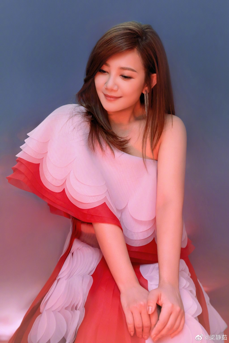 音乐后结束后她感性发文感谢粉丝带给她美好的悸动