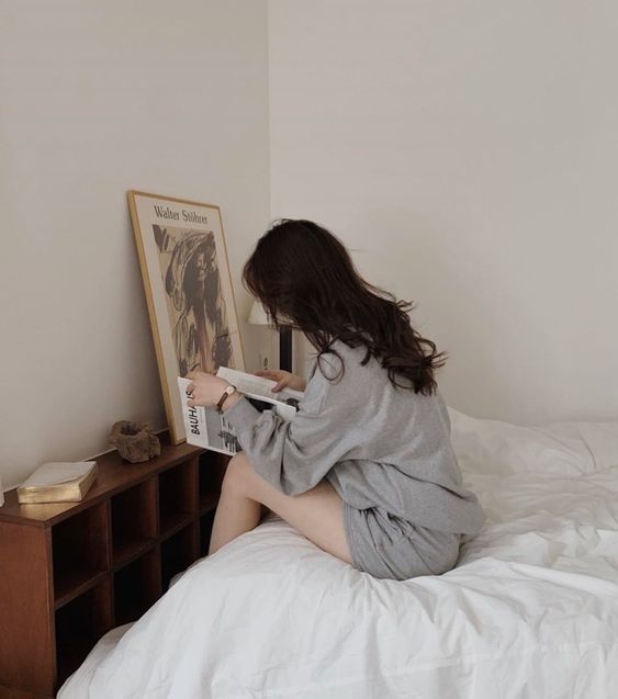 静坐这个方法可以令人感到放松，消除掉焦虑感对改善失眠的帮助非常大！