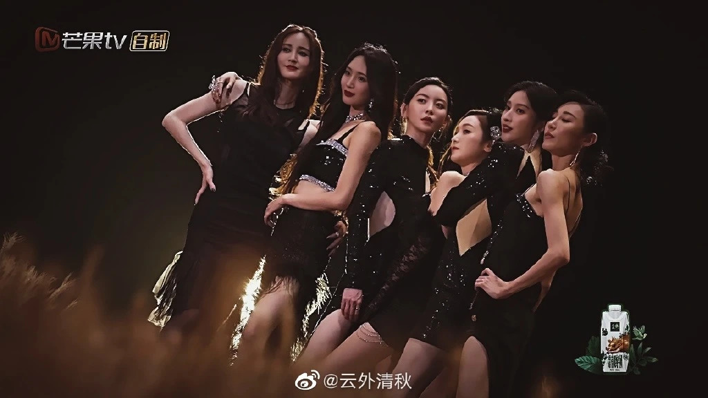 不少有前往现场参与成团夜的网友都大赞，这次郑秀妍组完全就是火力全开