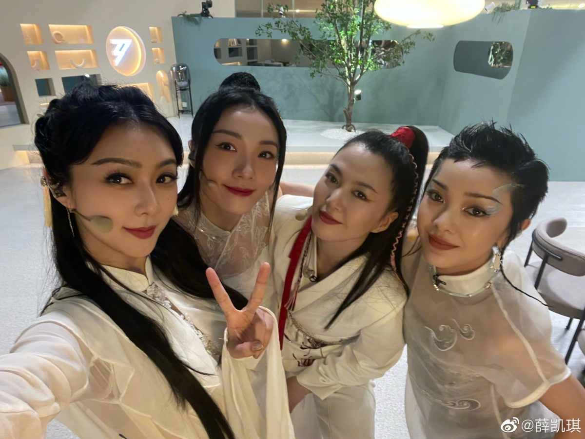 连 3 强都进不得顿时掀起两极化的评价,粉丝纷纷要向冤枉她拿“皇族剧本”的网友致上歉意