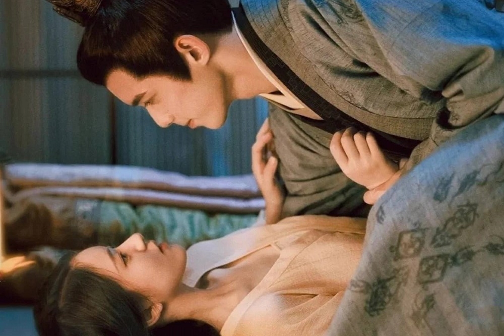 所幸最后两人历经磨难之后终于冰释前嫌,重新在一起~