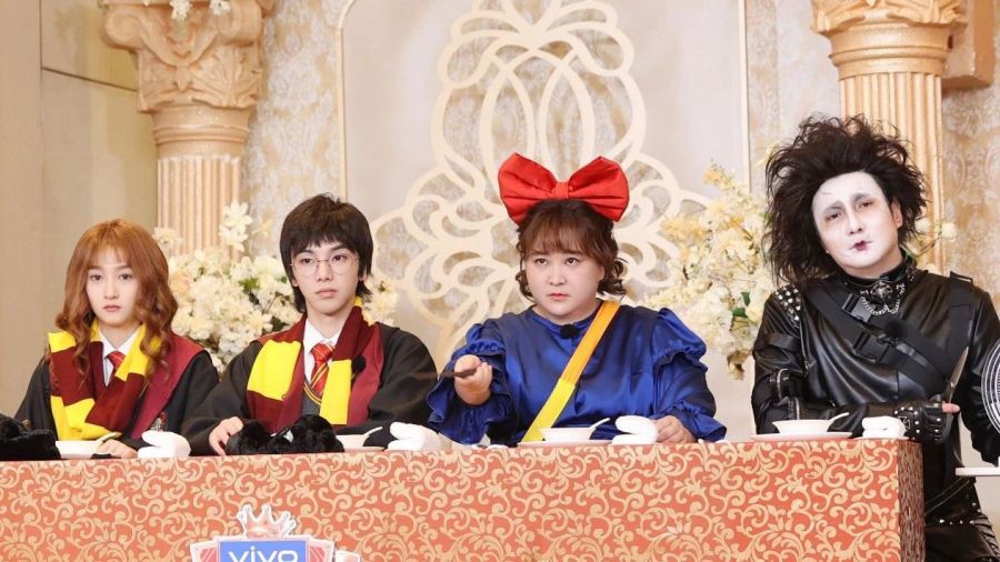 华晨宇和关晓彤也不拘束了，逐渐放开了，甚至还为节目带来许多名场面！