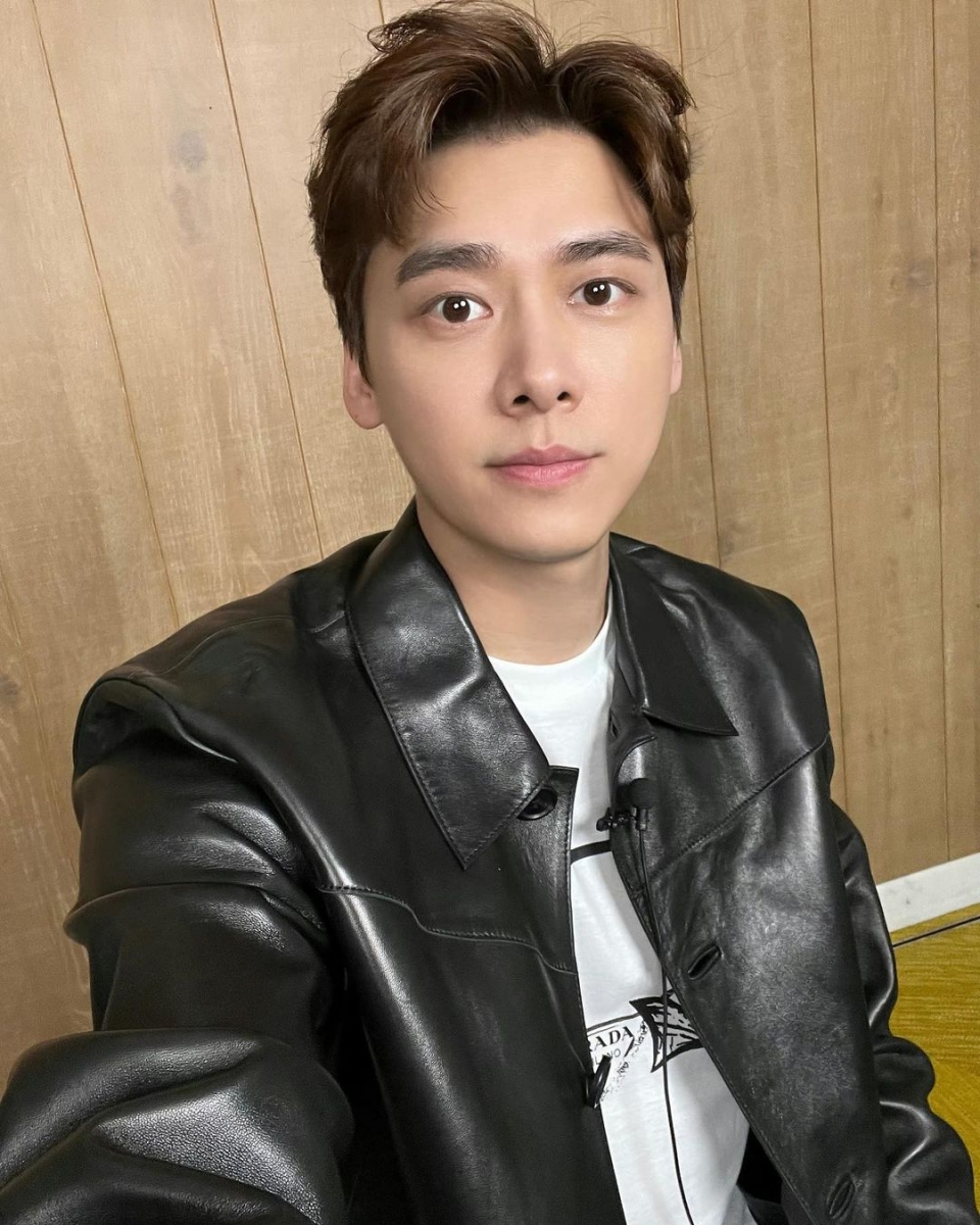 网友酸李易峰是「穿着PRADA的恶魔」