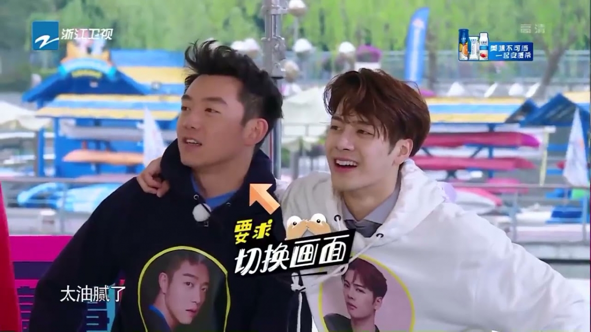 换成人气+综艺高都超高的王嘉尔。