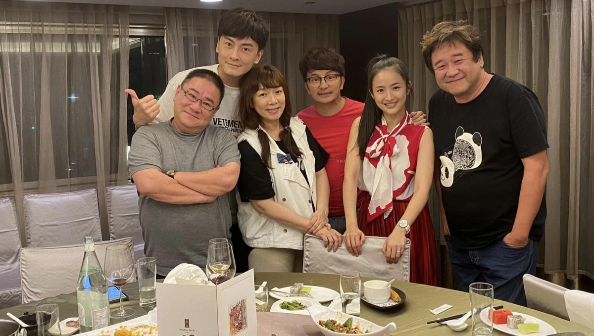 《恶作剧之吻》开播17周年,导演晒合照掀起回忆杀