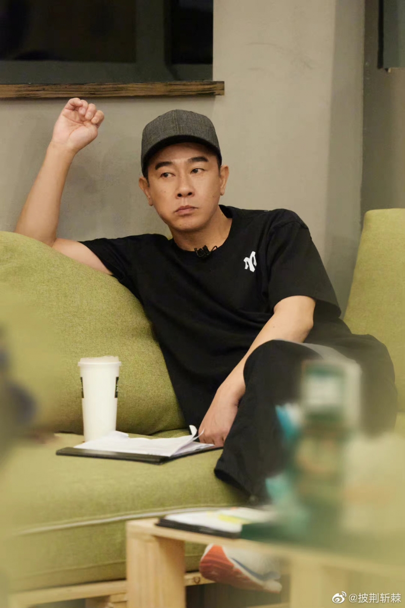 陈小春和张智霖合体