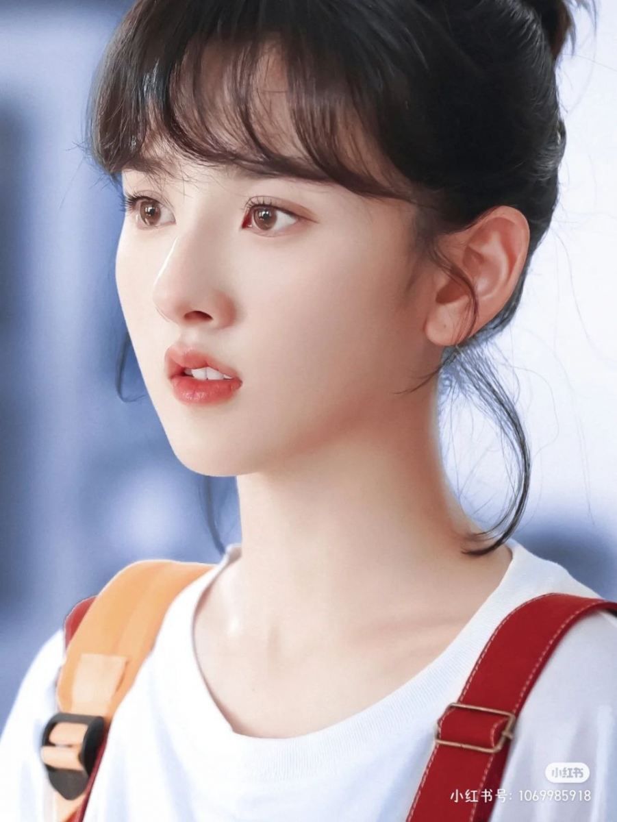 适合可爱淡颜妆