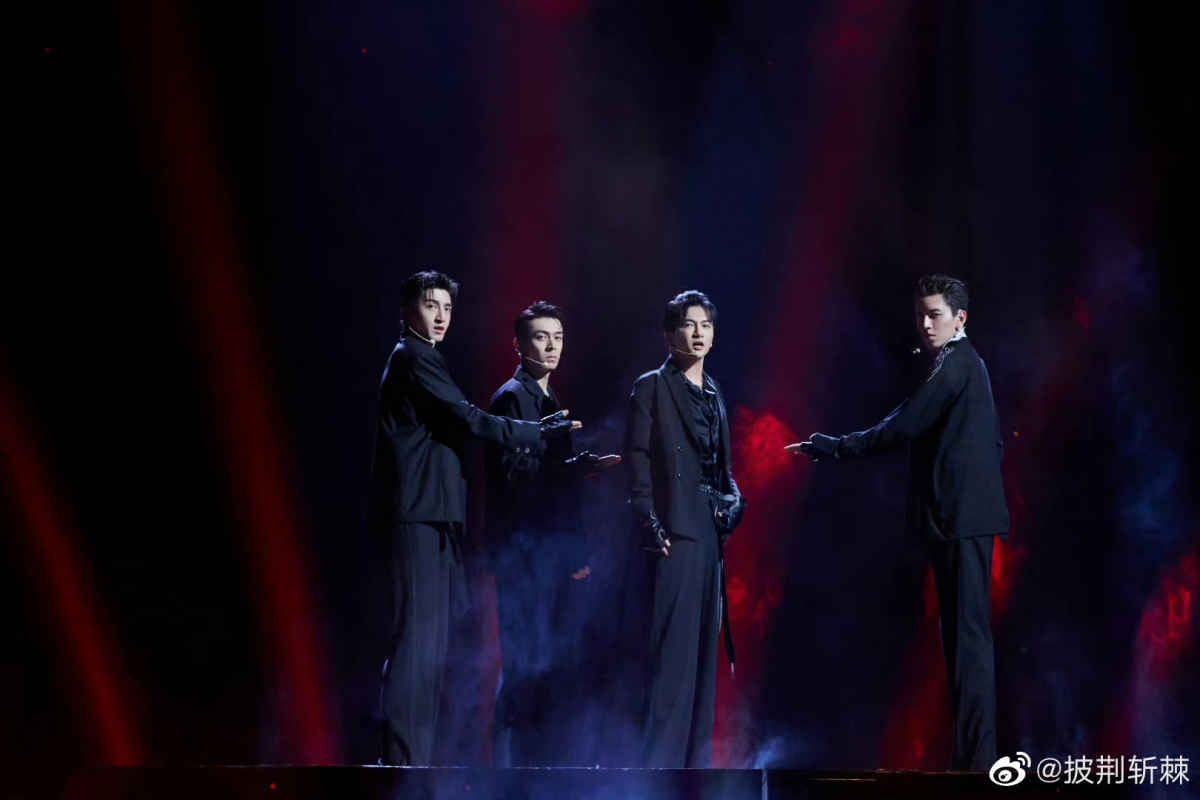 苏有朋组演唱《霍元甲》在舞台上的传唱度高