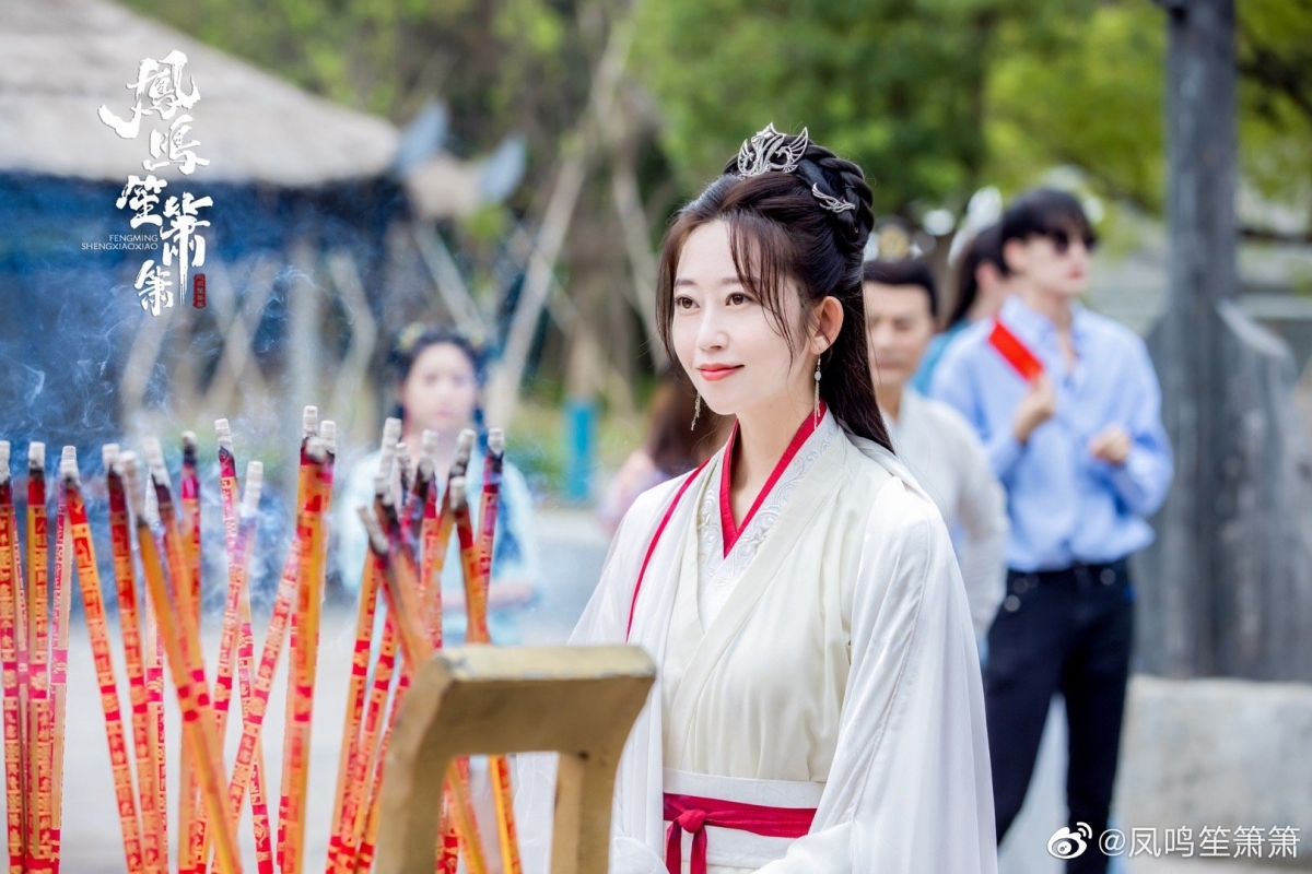 刘芊萤表示自己靠努力实现财富自由，更喜欢”创一代“的头衔