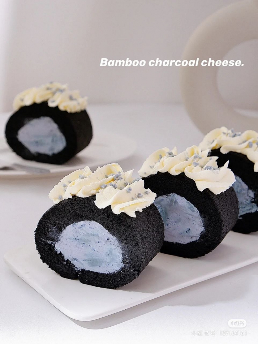 竹炭海盐芝士蛋糕卷