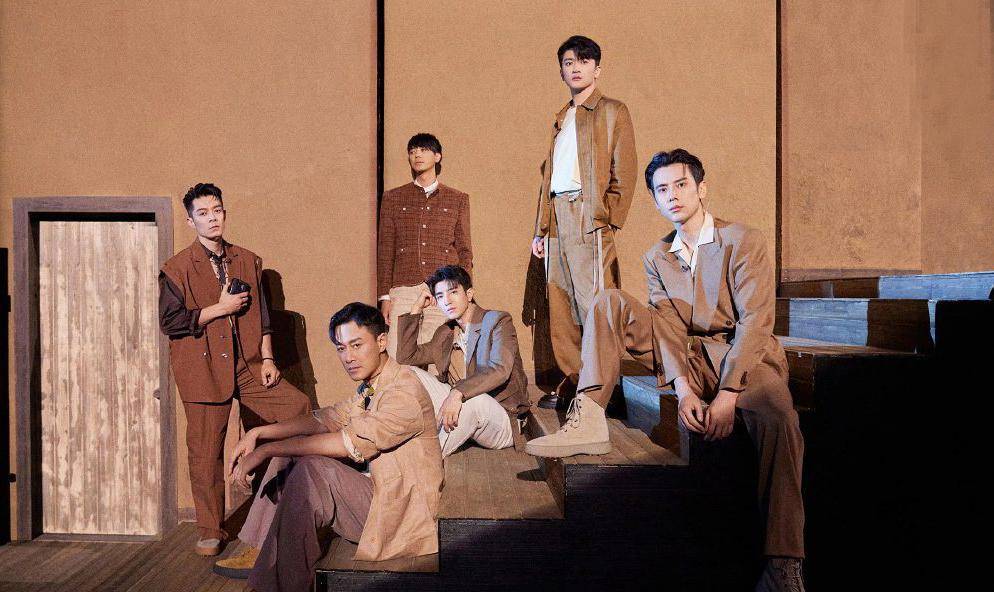 如果不办婚礼，《无问》也可能赢不了，但是苏有朋的《袖手旁观》肯定第一。