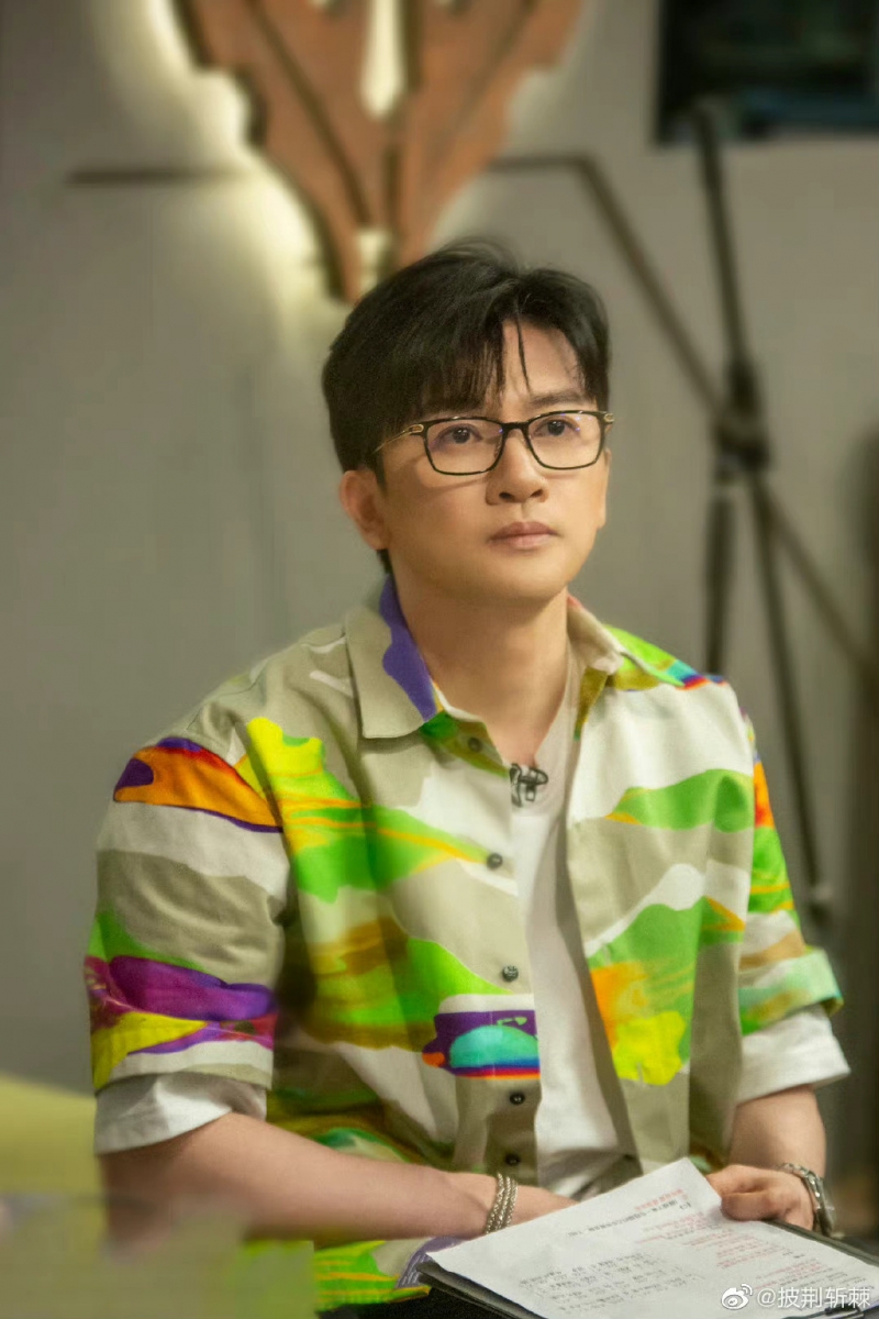 网友看后都大赞苏有朋完全就是“人间清醒”