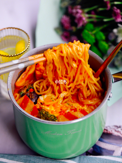 3、番茄牛奶辛拉面