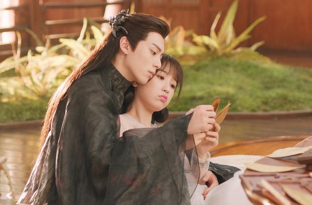 说到近期最热门的电视剧一定少不了由虞书欣、王鹤棣主演的古装仙侠剧《苍兰诀》!