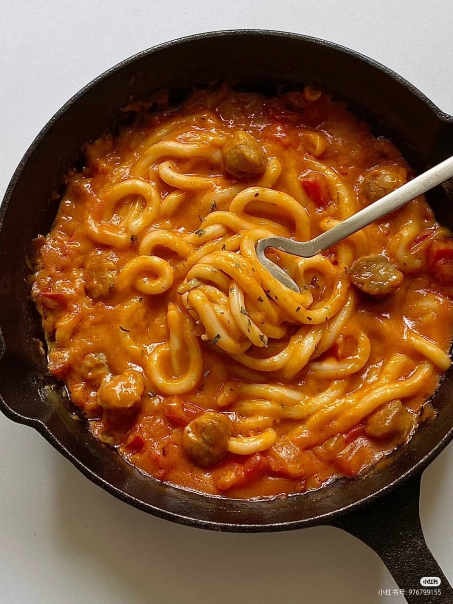 2、奶油咖喱番茄乌冬面