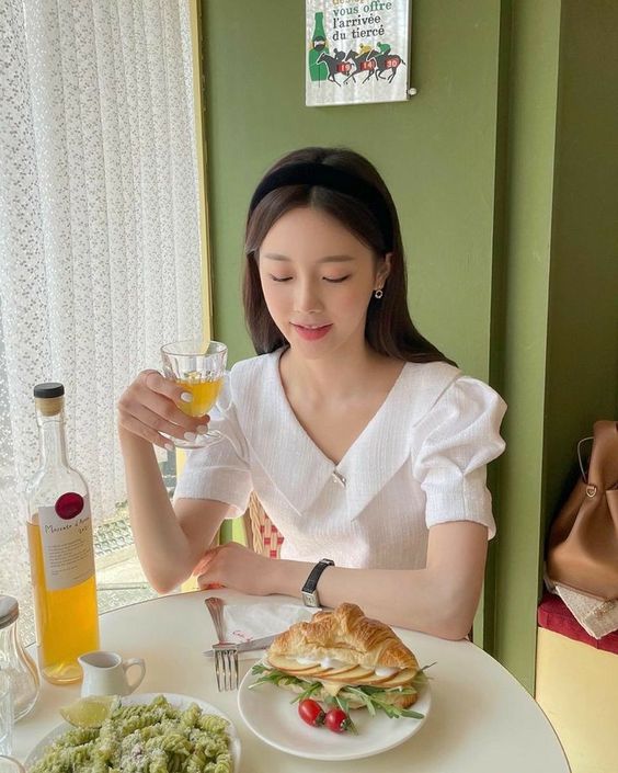 1、早餐一定要 9am 前吃