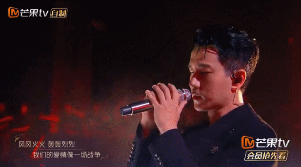 但在初舞台的时候，刘恺威唱的《将夜》这一首歌受到了张智霖的好评