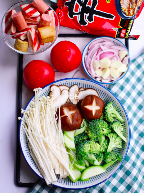 3、番茄牛奶辛拉面