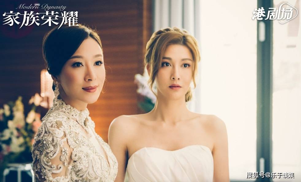 李彩桦还曾自曝,早在多年前就有几位富二代追求她