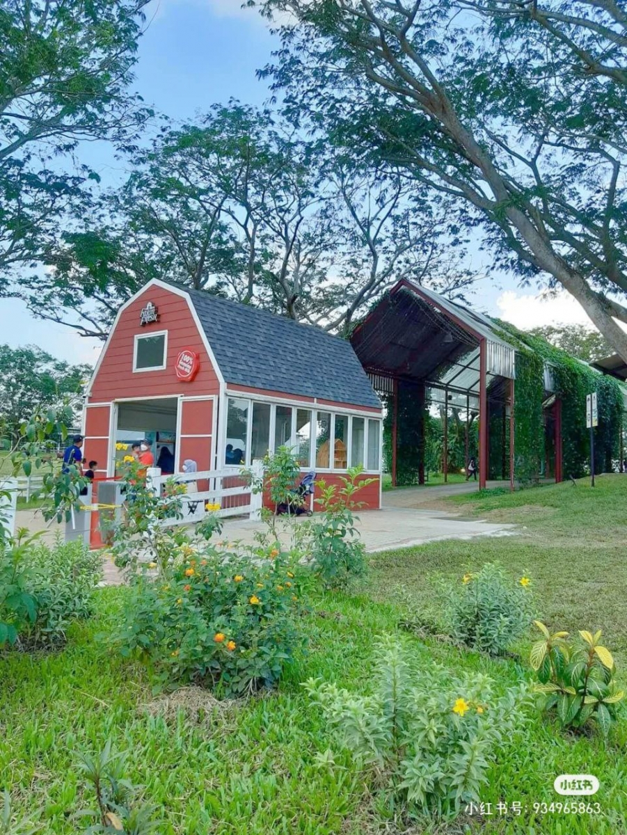 The Acre by Farm Fresh